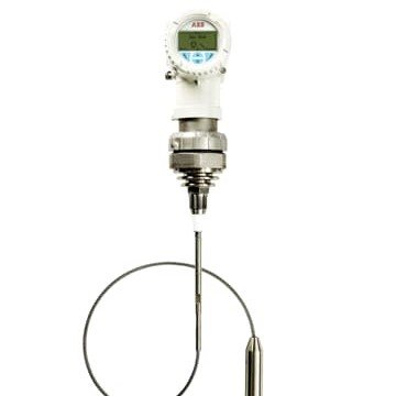 Guied wave radar level transmitter